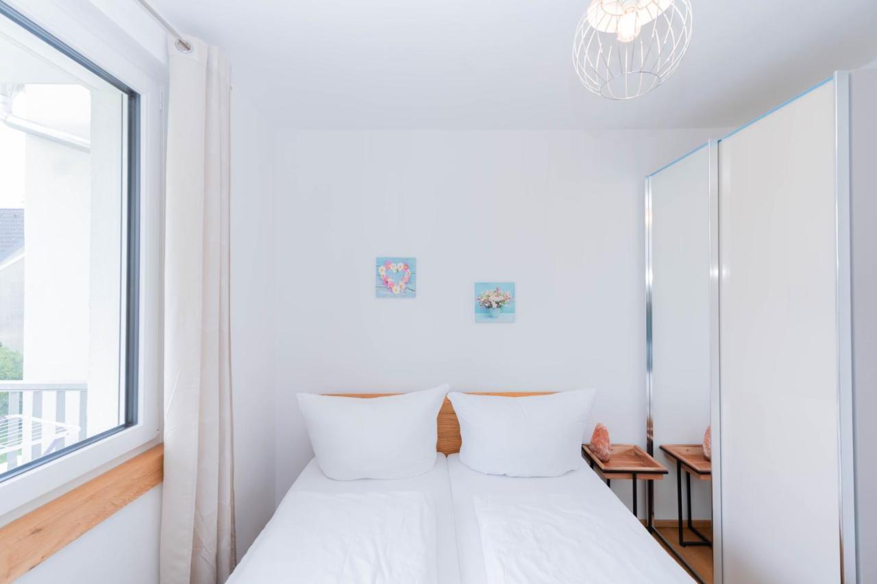 Modern Apartment With Private Balcony Near City Center Wien Exteriör bild